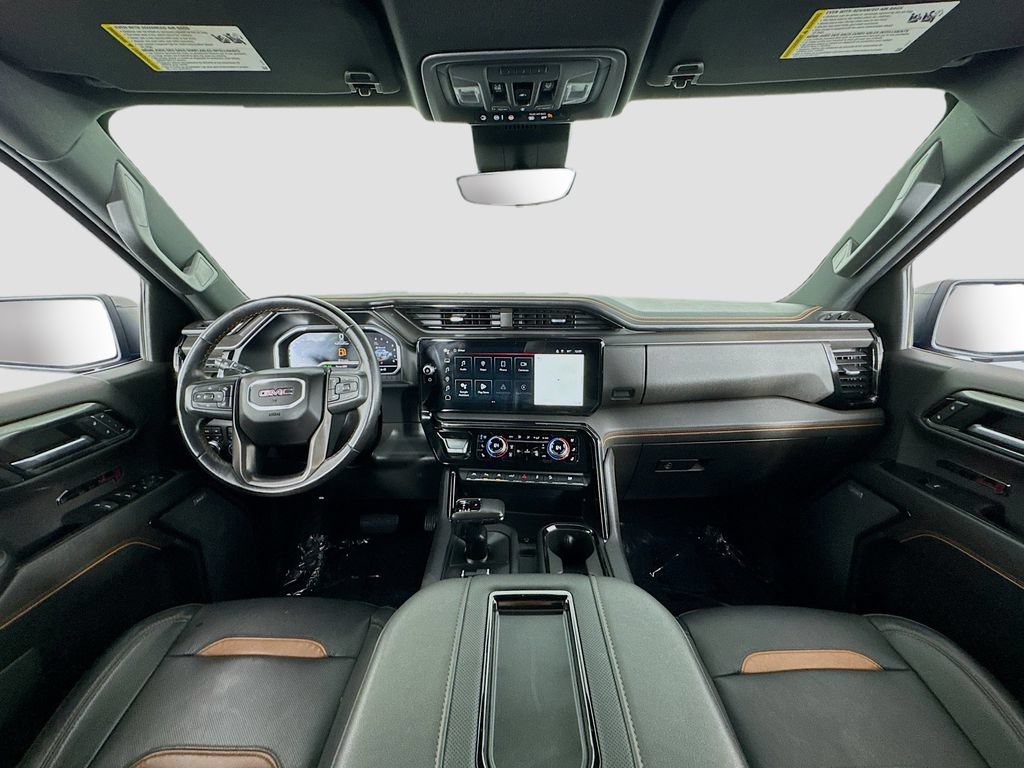 Used 2022 GMC Sierra 1500 AT4 w/ Technology Package AWD/4WD image 14