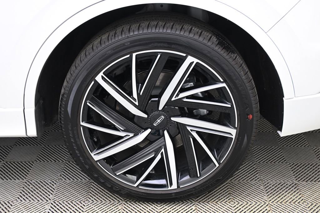 New 2026 Lincoln Aviator Black Label w/ Jet Appearance Package image 20