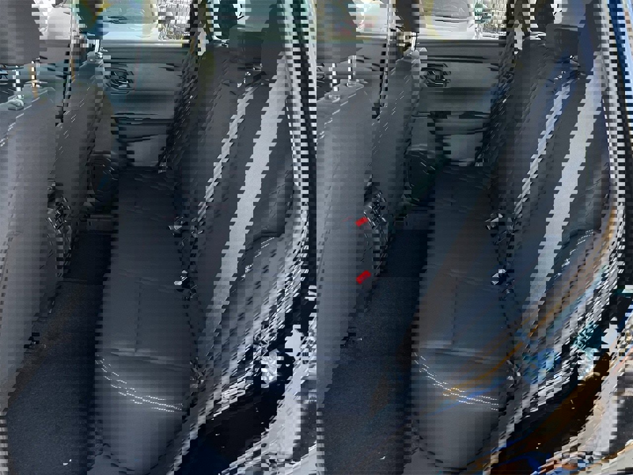 New 2026 Nissan Rogue S image 15