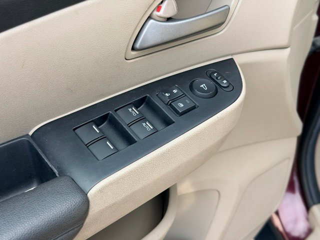 Used 2013 Honda Odyssey EX image 18