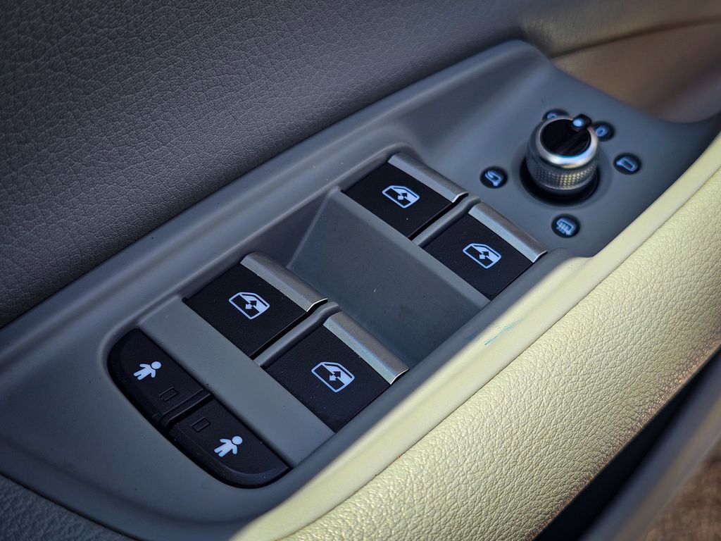 Used 2018 Audi Q7 2.0T Premium Plus w/ Premium Plus Package AWD/4WD image 10