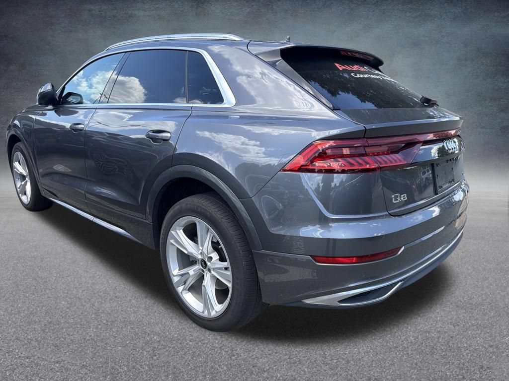 Used 2023 Audi Q8 Premium Plus w/ Premium Plus Package AWD/4WD image 2