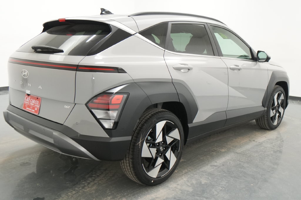 New 2026 Hyundai Kona Limited FWD image 7
