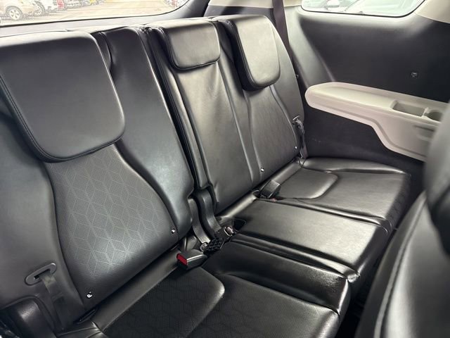 Used 2024 Kia Carnival LX image 41