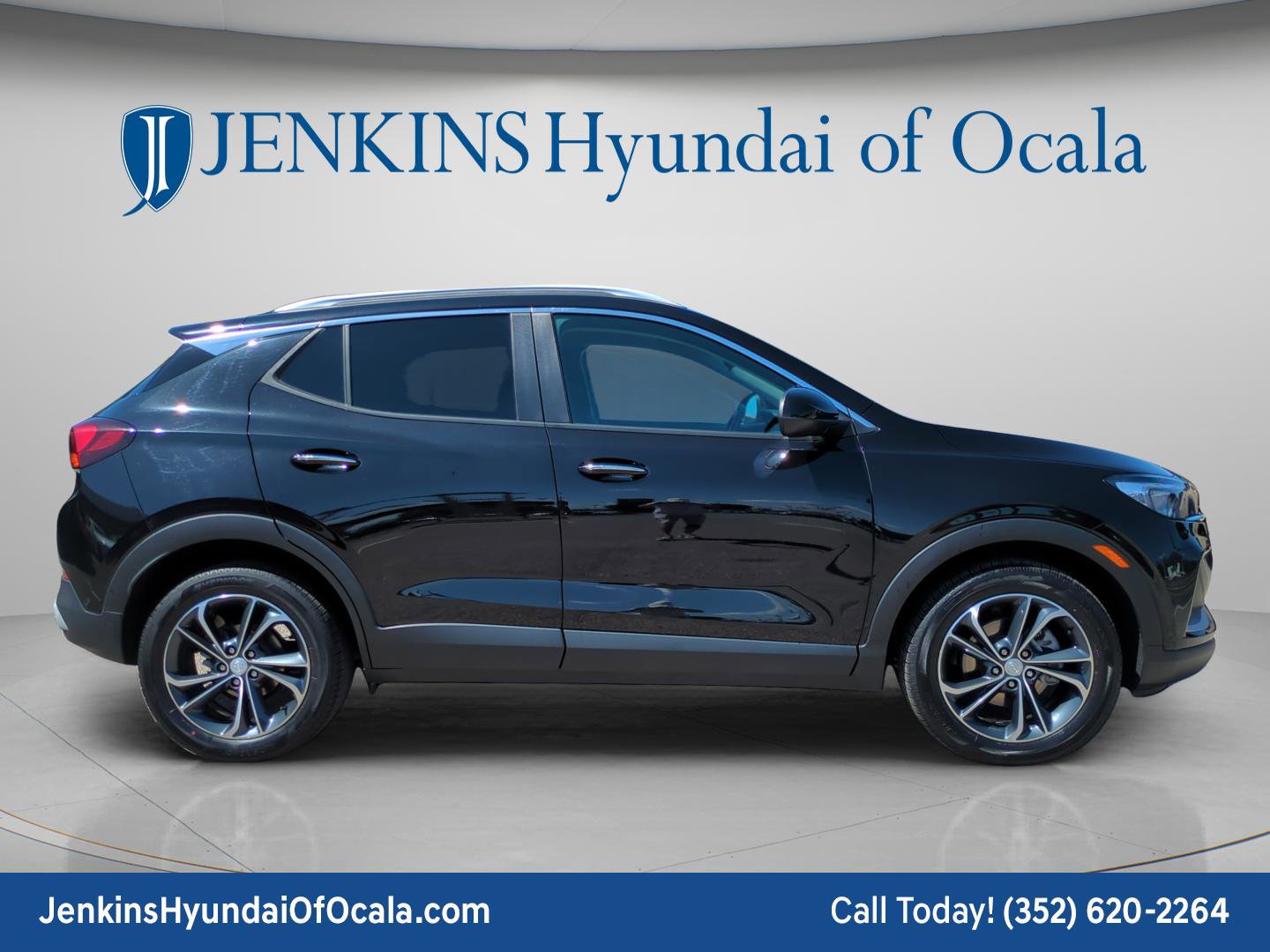 Used 2022 Buick Encore GX Select FWD image 2