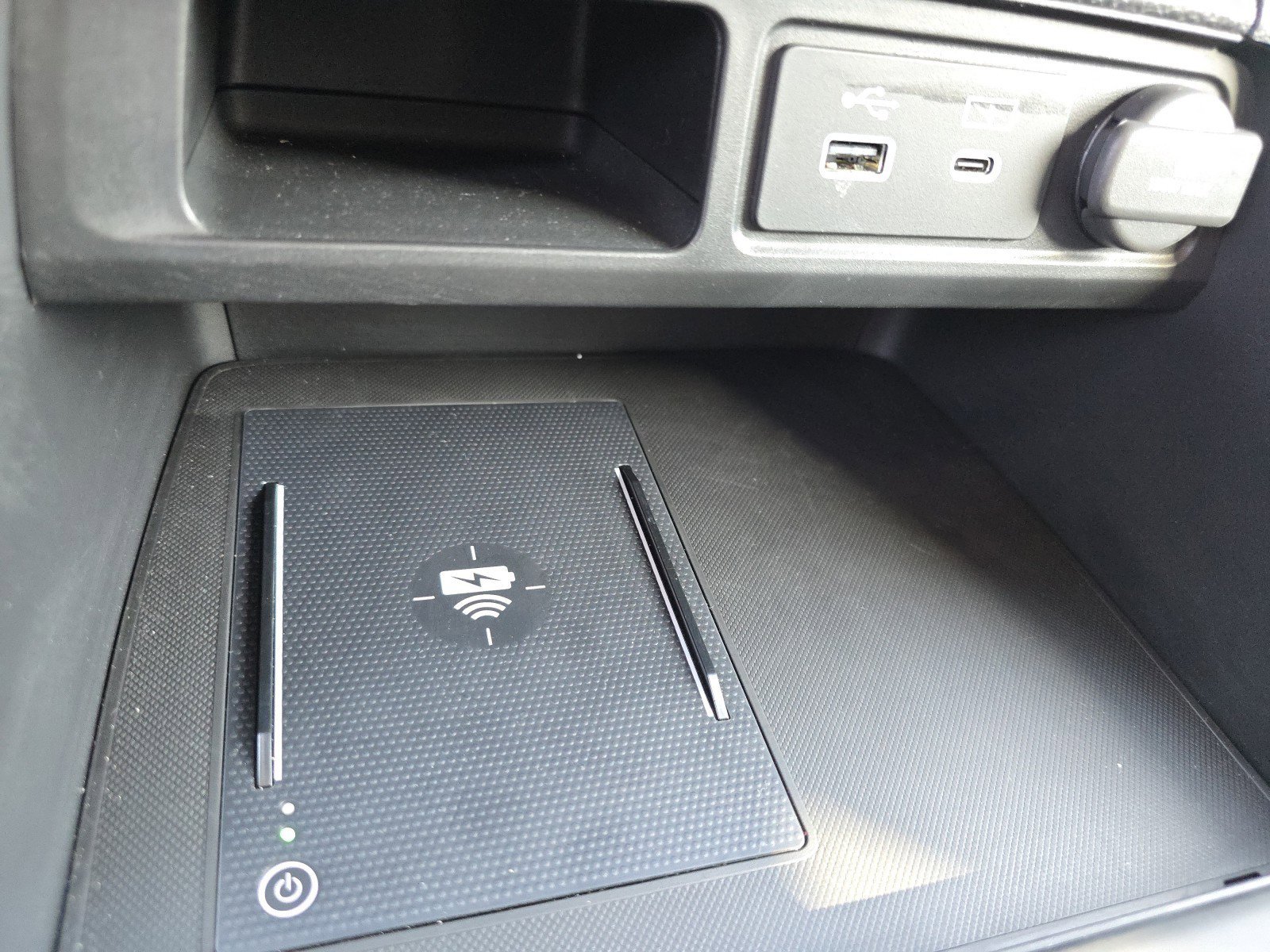 Used 2025 Honda Pilot EX-L image 10