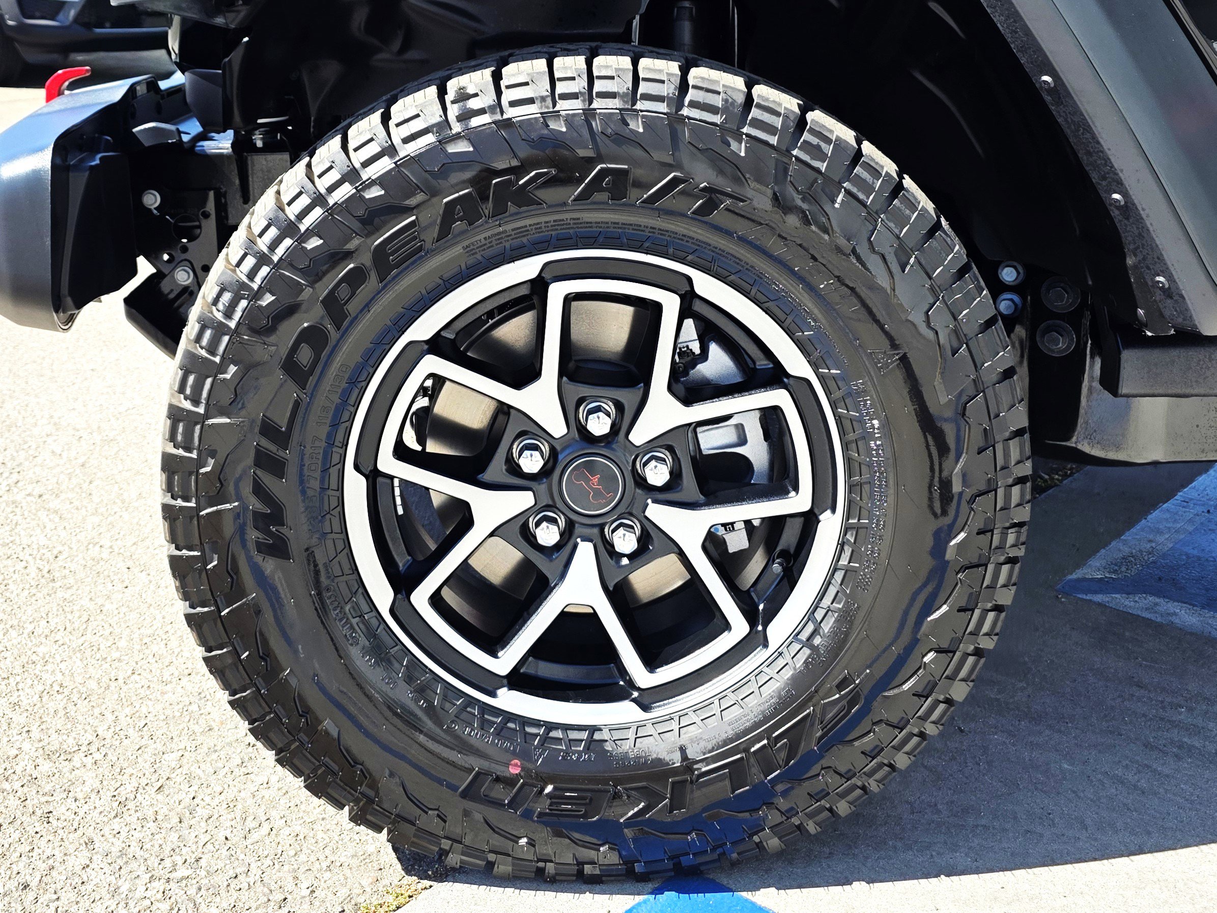 New 2026 Jeep Gladiator Rubicon w/ Steel Power Dome Hood Package image 9