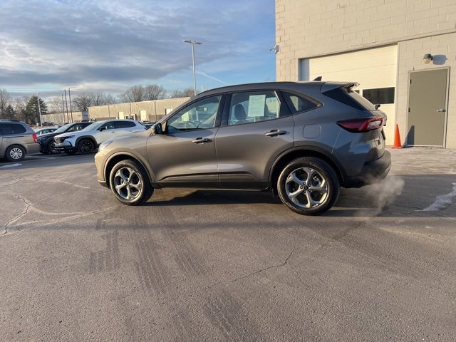 Used 2025 Ford Escape ST-Line Select image 14