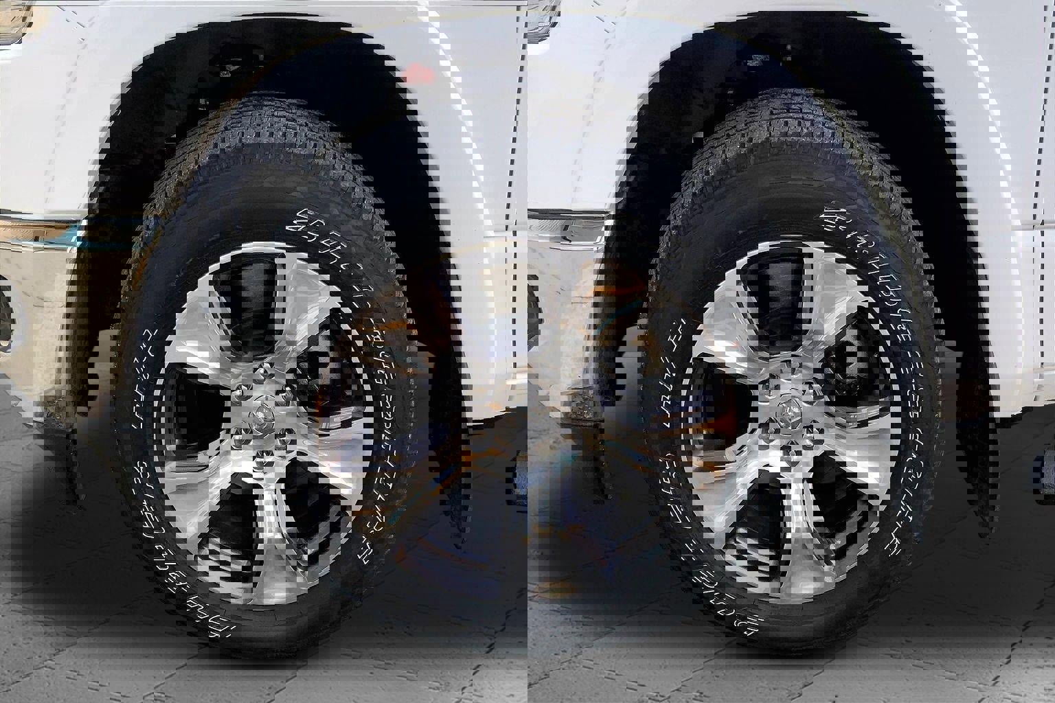 Used 2022 RAM 1500 Laramie image 8