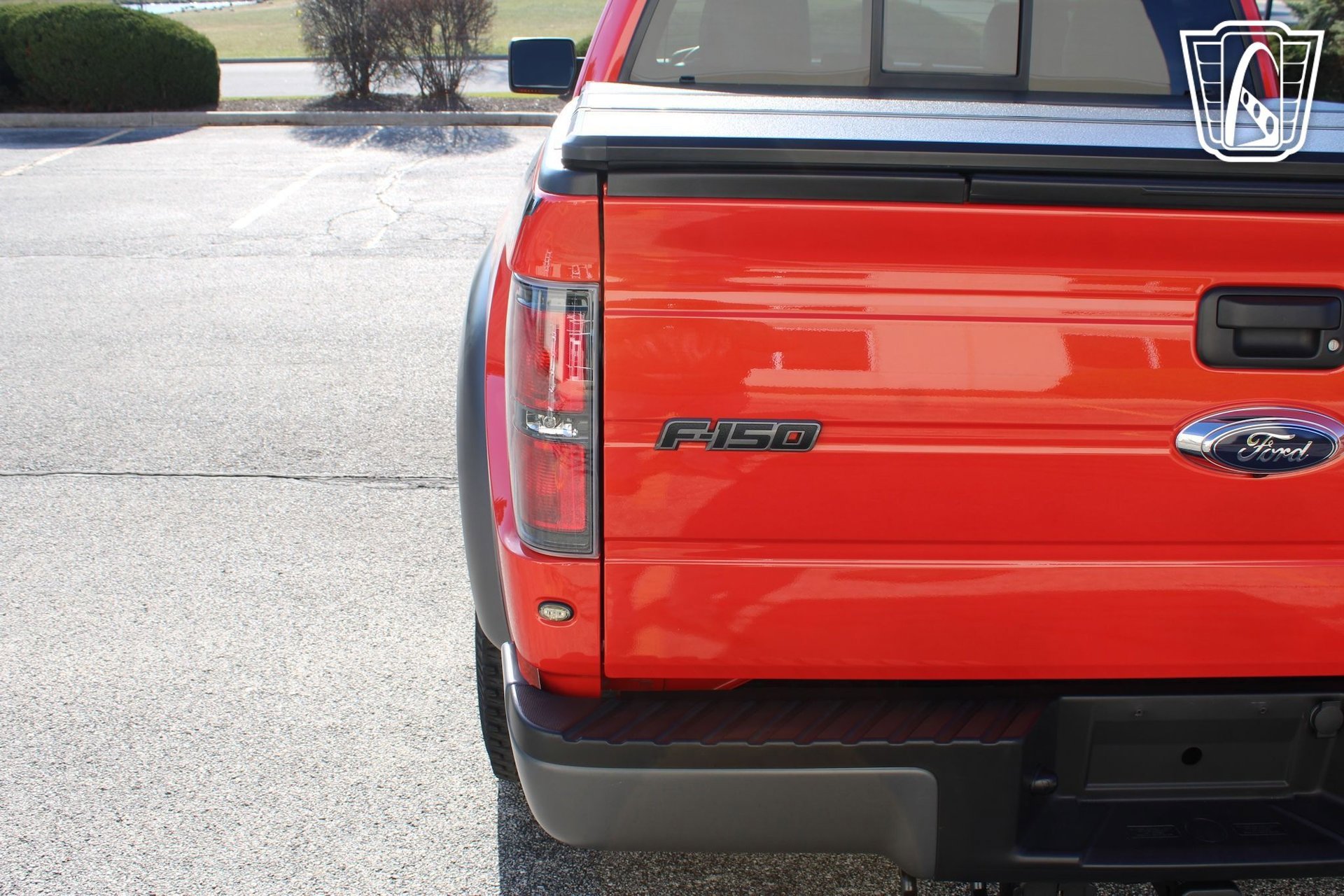 Used 2010 Ford F150 Raptor image 38