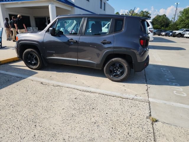 Used 2019 Jeep Renegade Sport AWD/4WD image 9