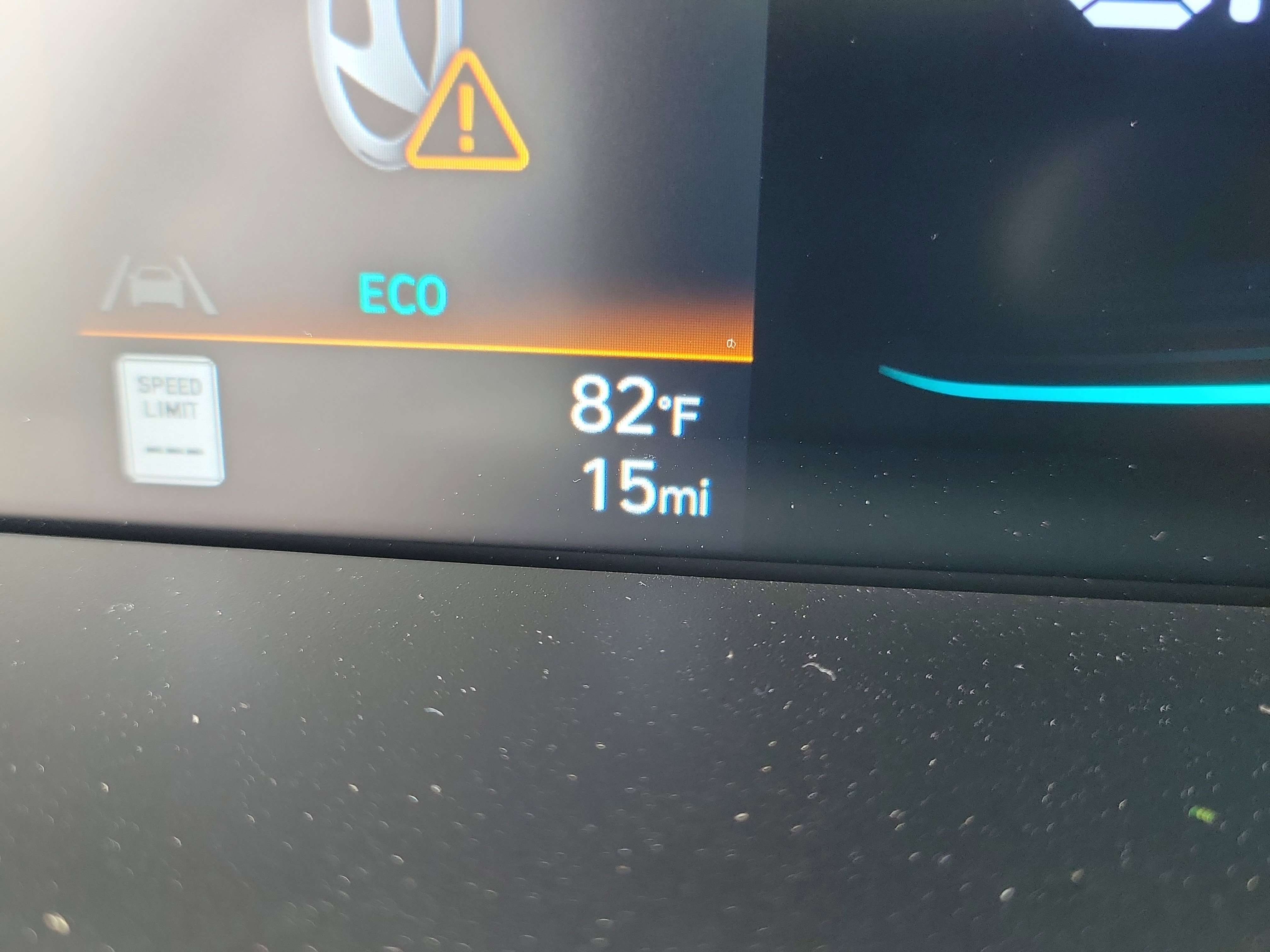 Certified 2025 Hyundai Elantra Hybrid FWD image 17