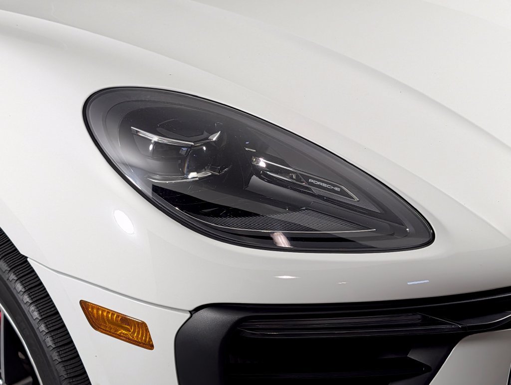 Certified 2023 Porsche Macan S AWD/4WD image 14