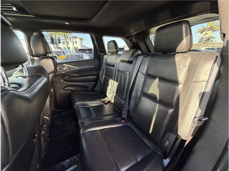 Used 2020 Jeep Grand Cherokee Limited w/ Luxury Group II image 23