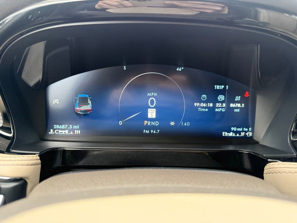 Used 2023 Lincoln Corsair AWD w/ Equipment Group 101A image 20