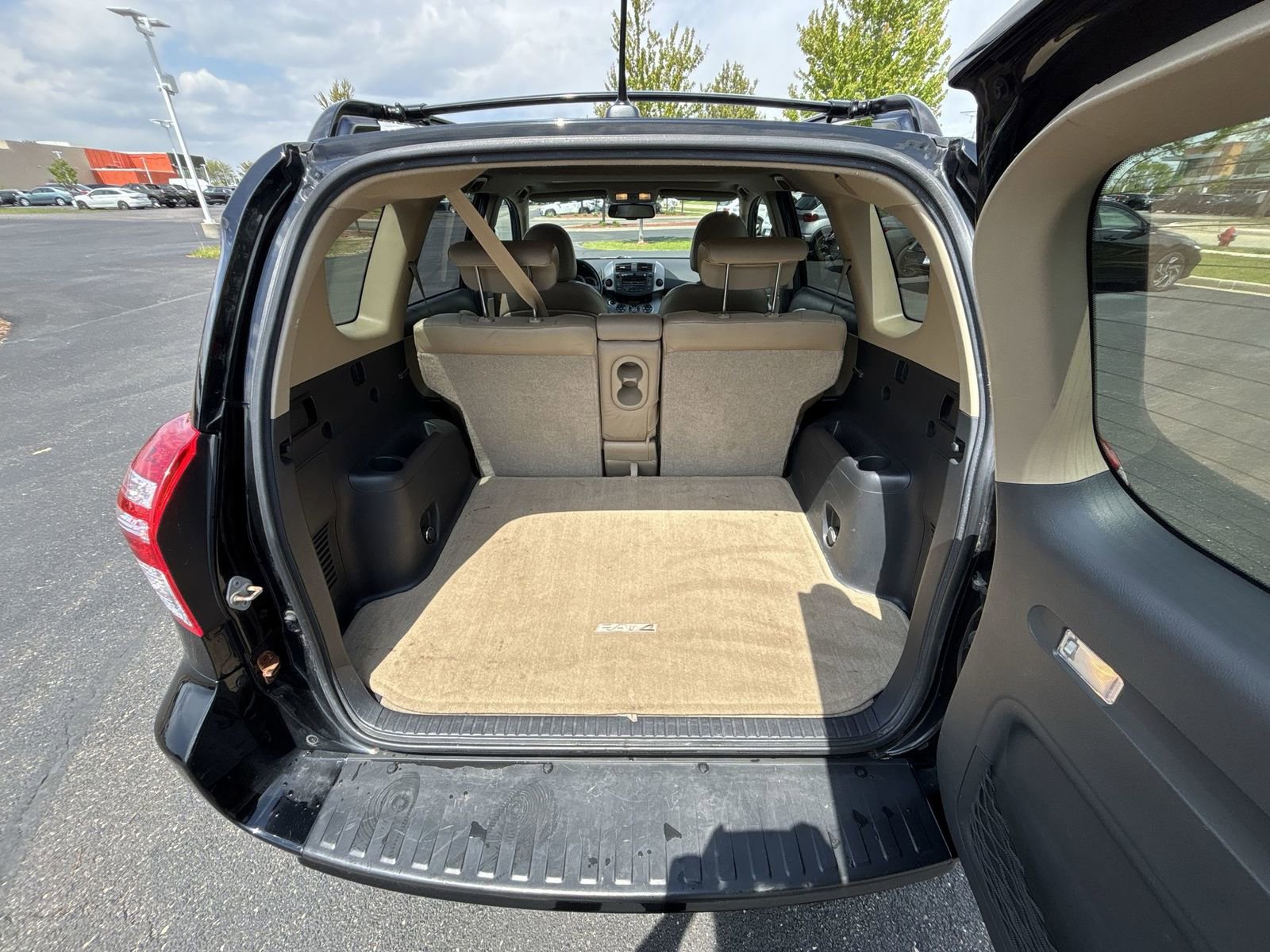Used 2010 Toyota RAV4 Limited FWD image 24