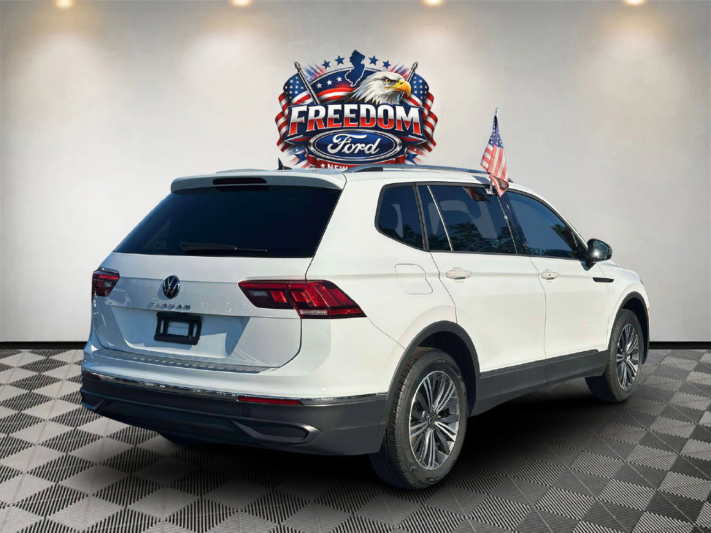 Used 2024 Volkswagen Tiguan Wolfsburg Edition FWD image 5
