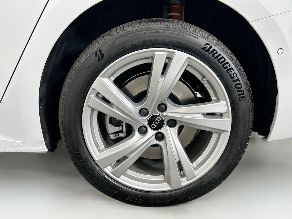 Used 2025 Audi A5 2.0T Premium w/ Convenience Package image 32