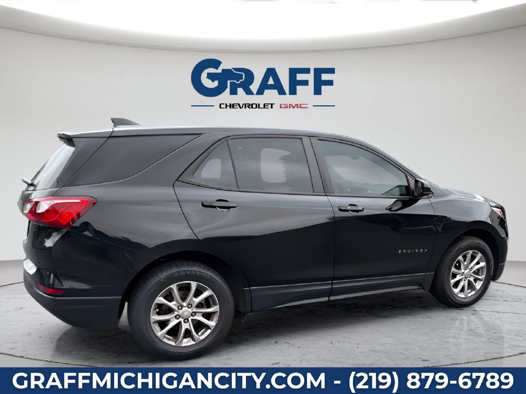 Used 2020 Chevrolet Equinox LS w/ LS Convenience Package FWD image 5