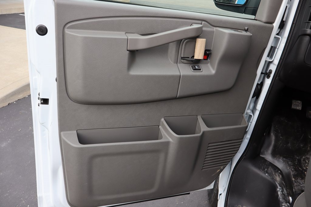 New 2025 Chevrolet Express 2500 Work Van w/ Driver Convenience Package image 17