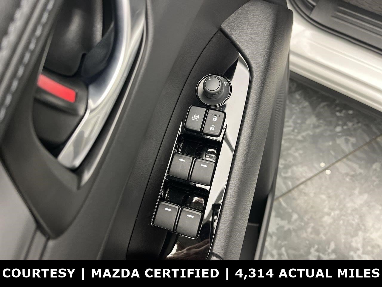 Certified 2025 MAZDA CX-5 AWD 2.5 S w/ Select Package image 8