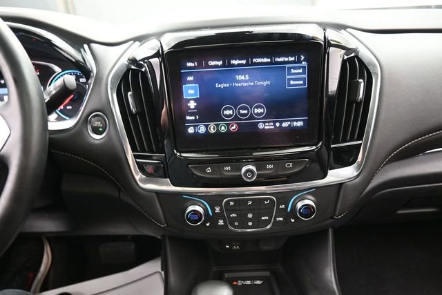 Used 2023 Chevrolet Traverse LT w/ LT Premium Package AWD/4WD image 10