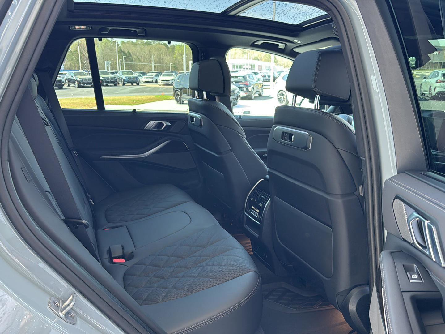 New 2026 BMW X5 sDrive40i image 12