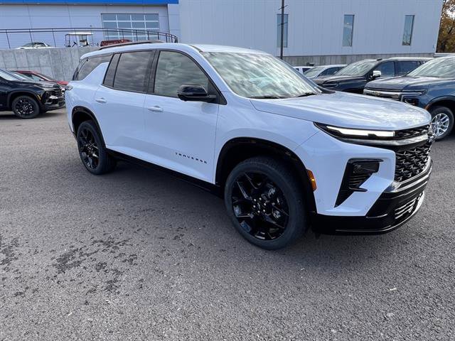 New 2026 Chevrolet Traverse RS w/ LPO, Floor Liner Package image 8