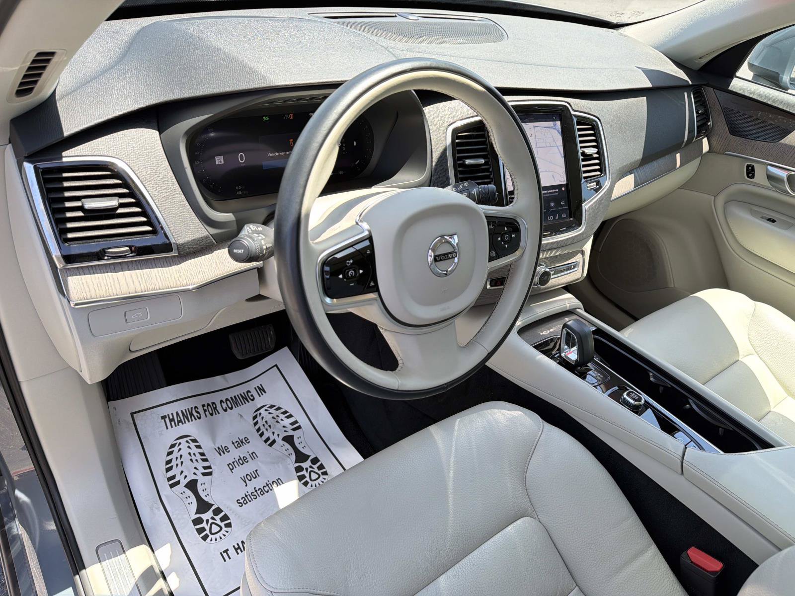 Certified 2023 Volvo XC90 B6 Plus w/ Protection Package Premier AWD/4WD image 9
