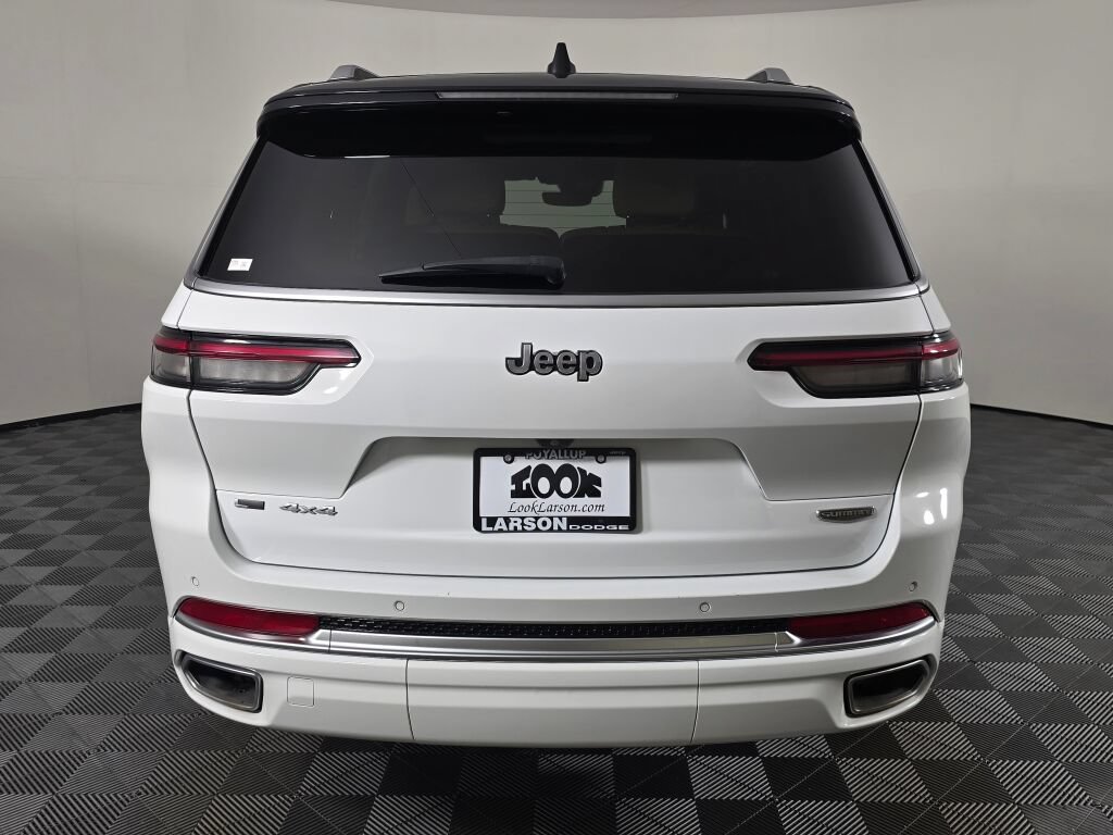 Used 2023 Jeep Grand Cherokee L Summit AWD/4WD image 4