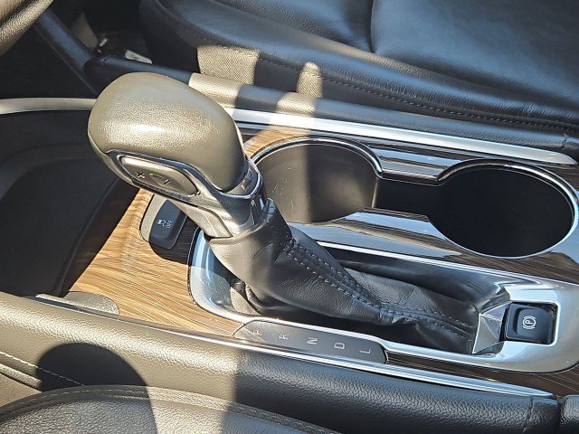 Used 2024 Chevrolet Malibu LT FWD image 15