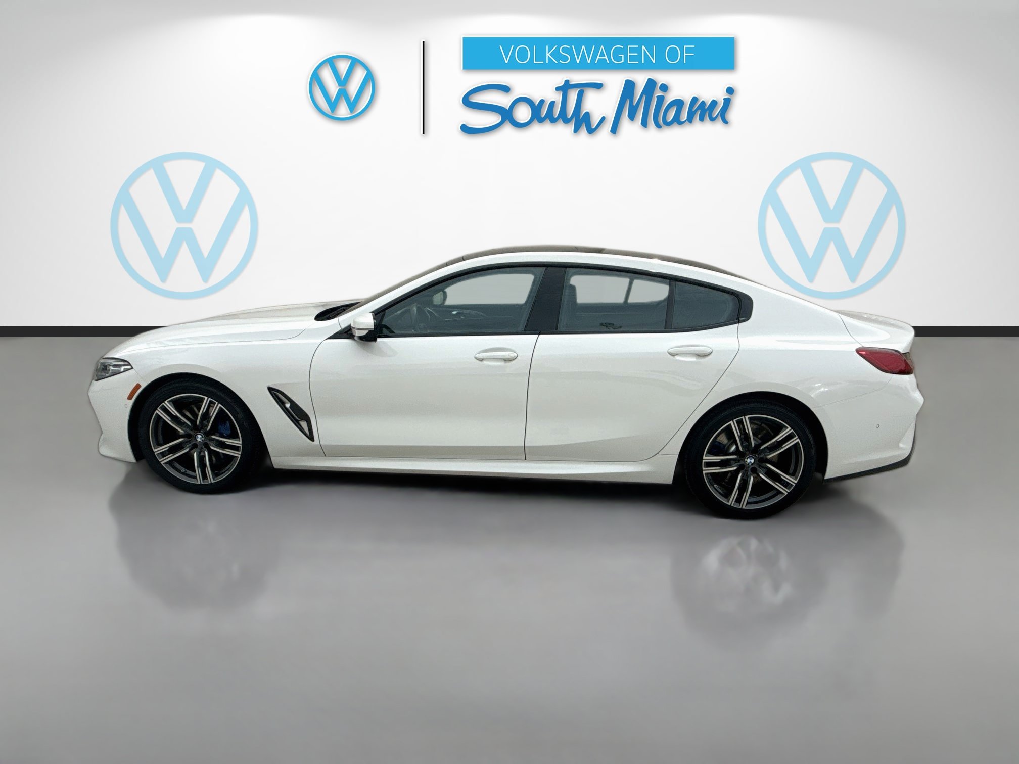 Used 2020 BMW 840i Gran Coupe xDrive w/ M Sport Package AWD/4WD image 4