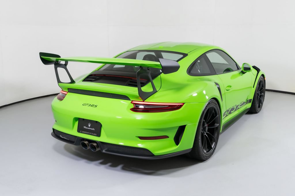 Used 2019 Porsche 911 GT3 RS RWD image 2