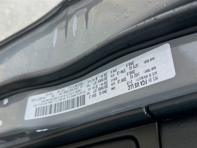 Used 2019 Jeep Grand Cherokee Altitude image 30