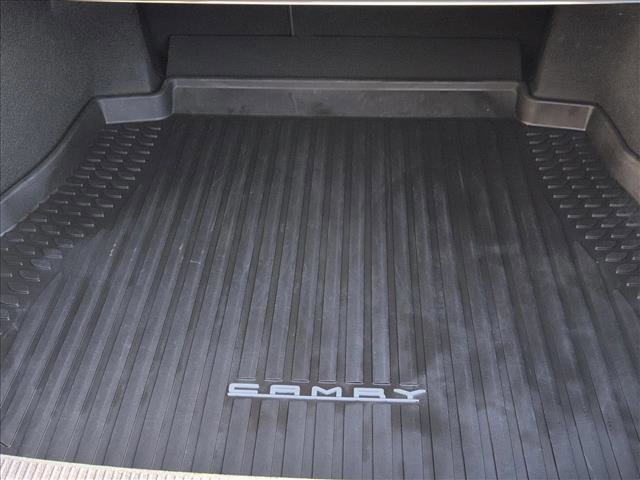 Used 2020 Toyota Camry LE w/ Convenience Package image 6