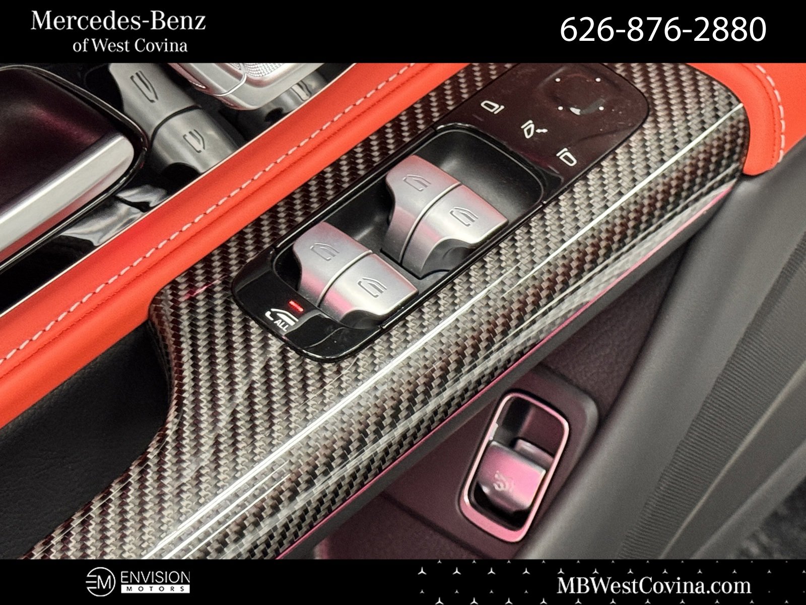 Used 2024 Mercedes-Benz SL 55 AMG 4MATIC image 26