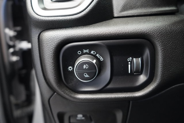 Used 2022 RAM 1500 Big Horn AWD/4WD image 21