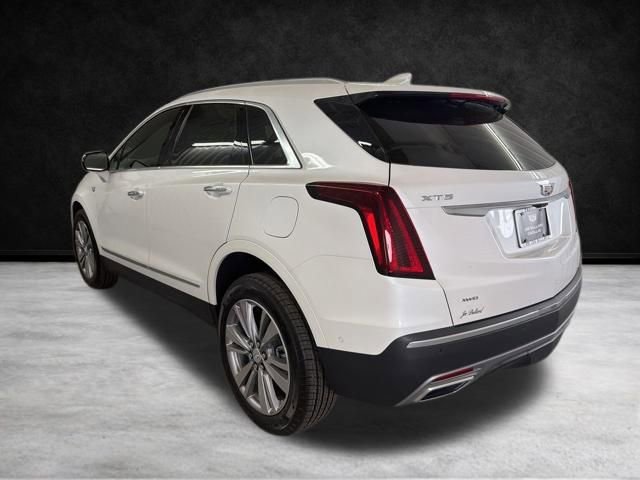 Used 2019 Cadillac XT5 Premium Luxury w/ Driver Assist Package image 9