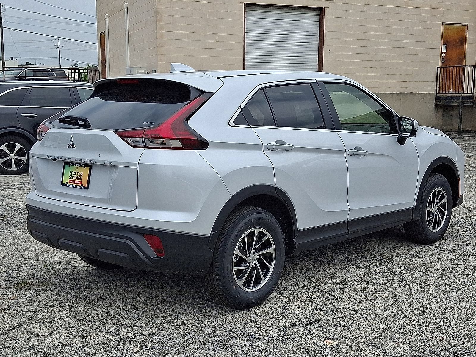 New 2026 Mitsubishi Eclipse Cross ES AWD/4WD image 8
