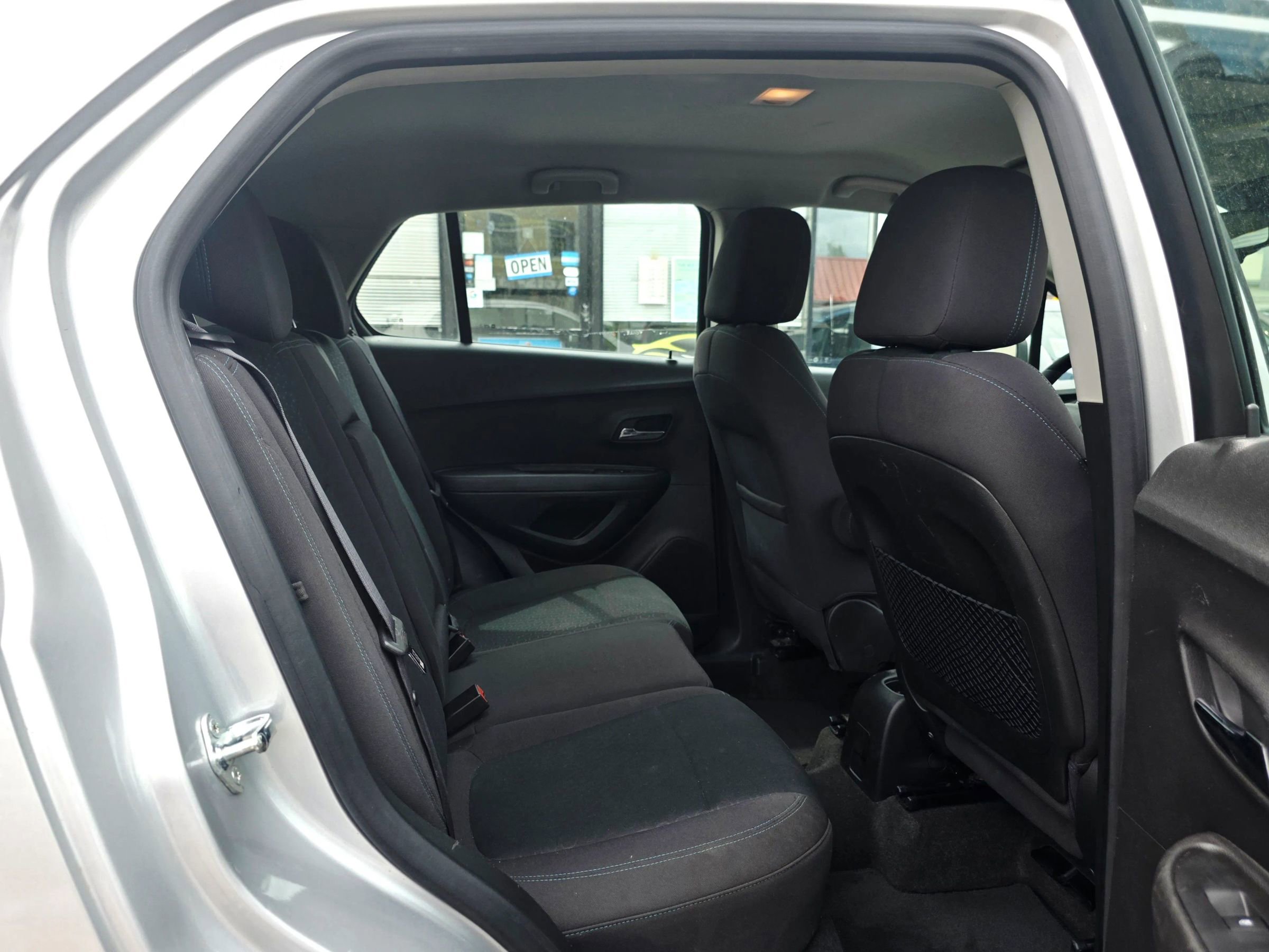 Used 2016 Chevrolet Trax LS AWD/4WD image 15