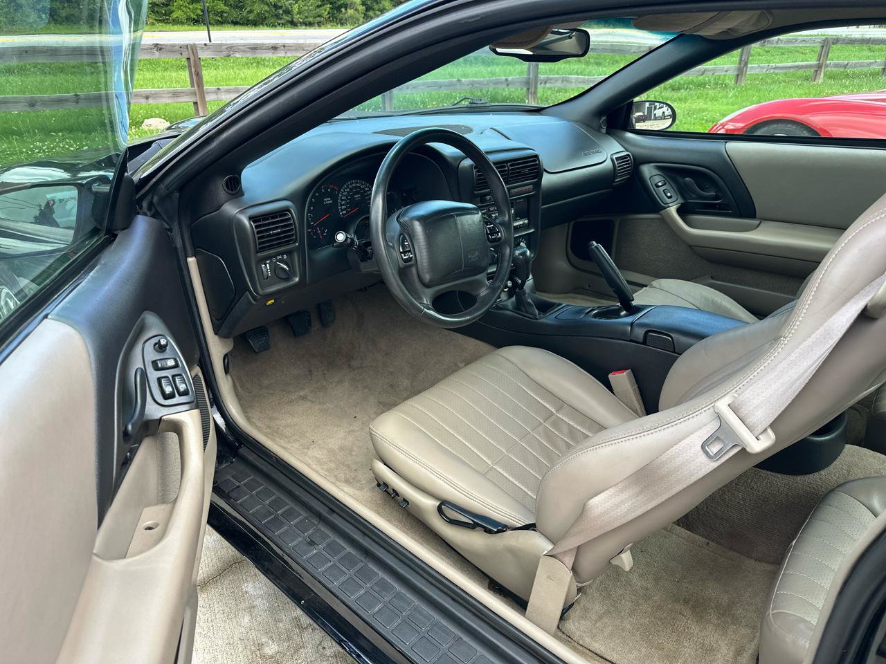 Used 2000 Chevrolet Camaro Z28 w/ SS Performance/Appearance Pkg RWD image 20