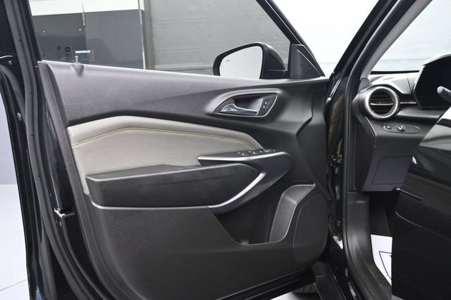 Used 2025 Chevrolet Trax ACTIV w/ Driver Confidence Package FWD image 9