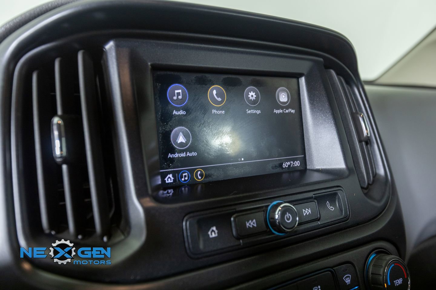 Used 2020 Chevrolet Colorado W/T w/ WT Convenience Package RWD image 17