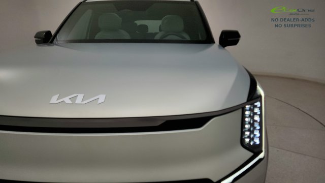 Used 2024 Kia EV9 GT-Line AWD/4WD image 23