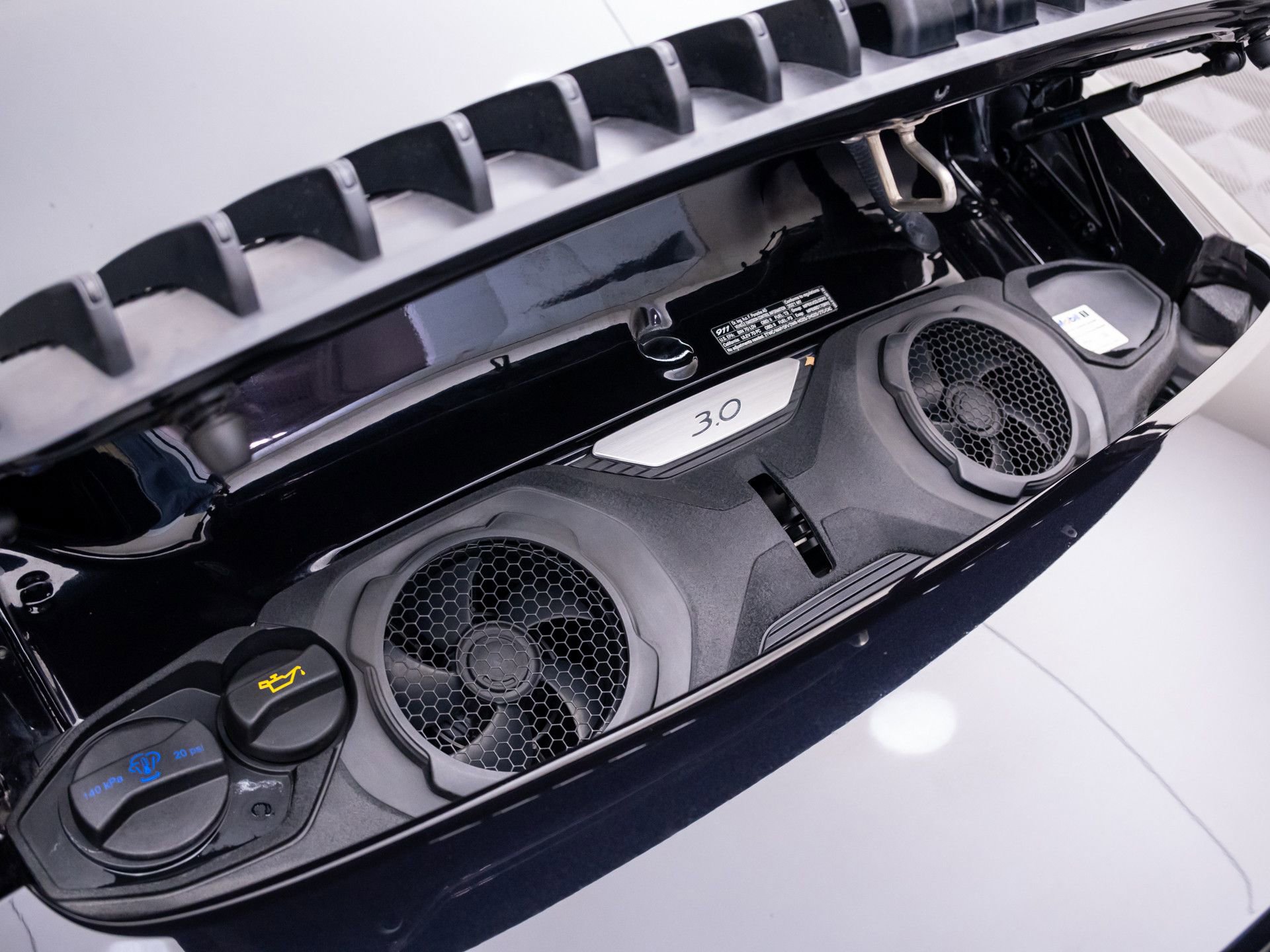 Used 2021 Porsche 911 Carrera image 30