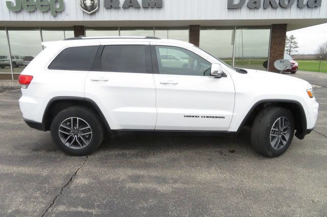 Used 2019 Jeep Grand Cherokee Limited AWD/4WD image 1