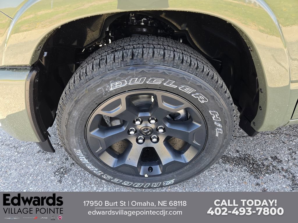 New 2026 RAM 1500 Big Horn AWD/4WD image 9
