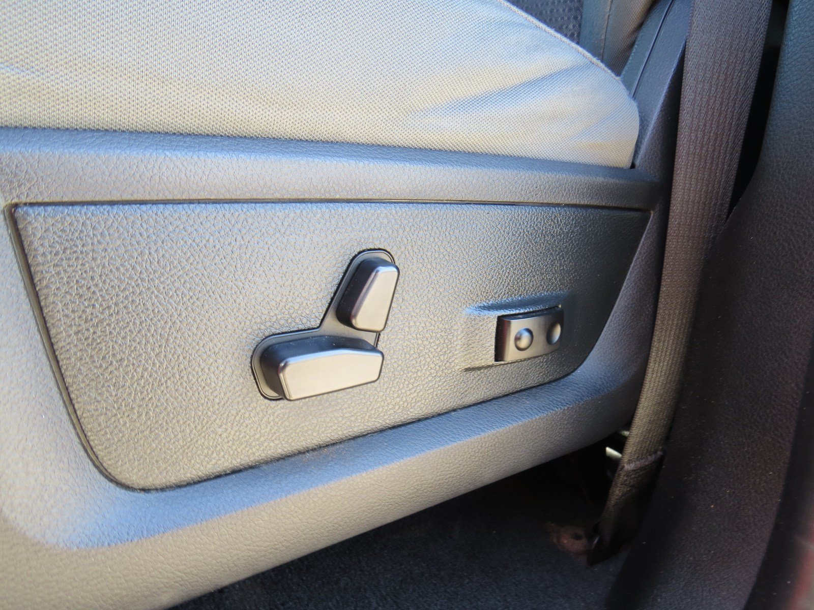 Used 2014 RAM 2500 Outdoorsman AWD/4WD image 14