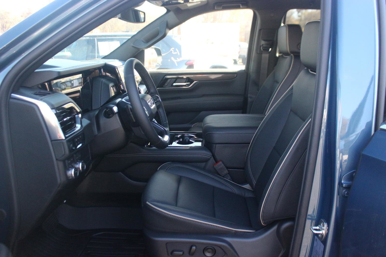 New 2026 GMC Yukon Elevation w/ LPO, Floor Liner Package image 14