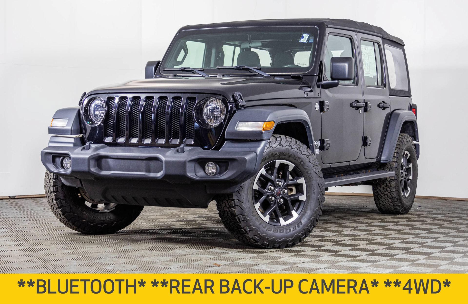 Used 2018 Jeep Wrangler Unlimited Sport AWD/4WD image 2